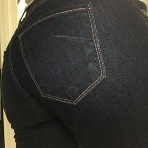 SOLD OMG James jeans -so flattering dark wash 26